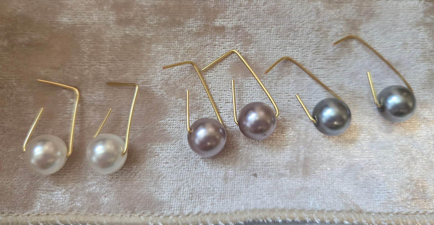 Minimalist pearl threaders