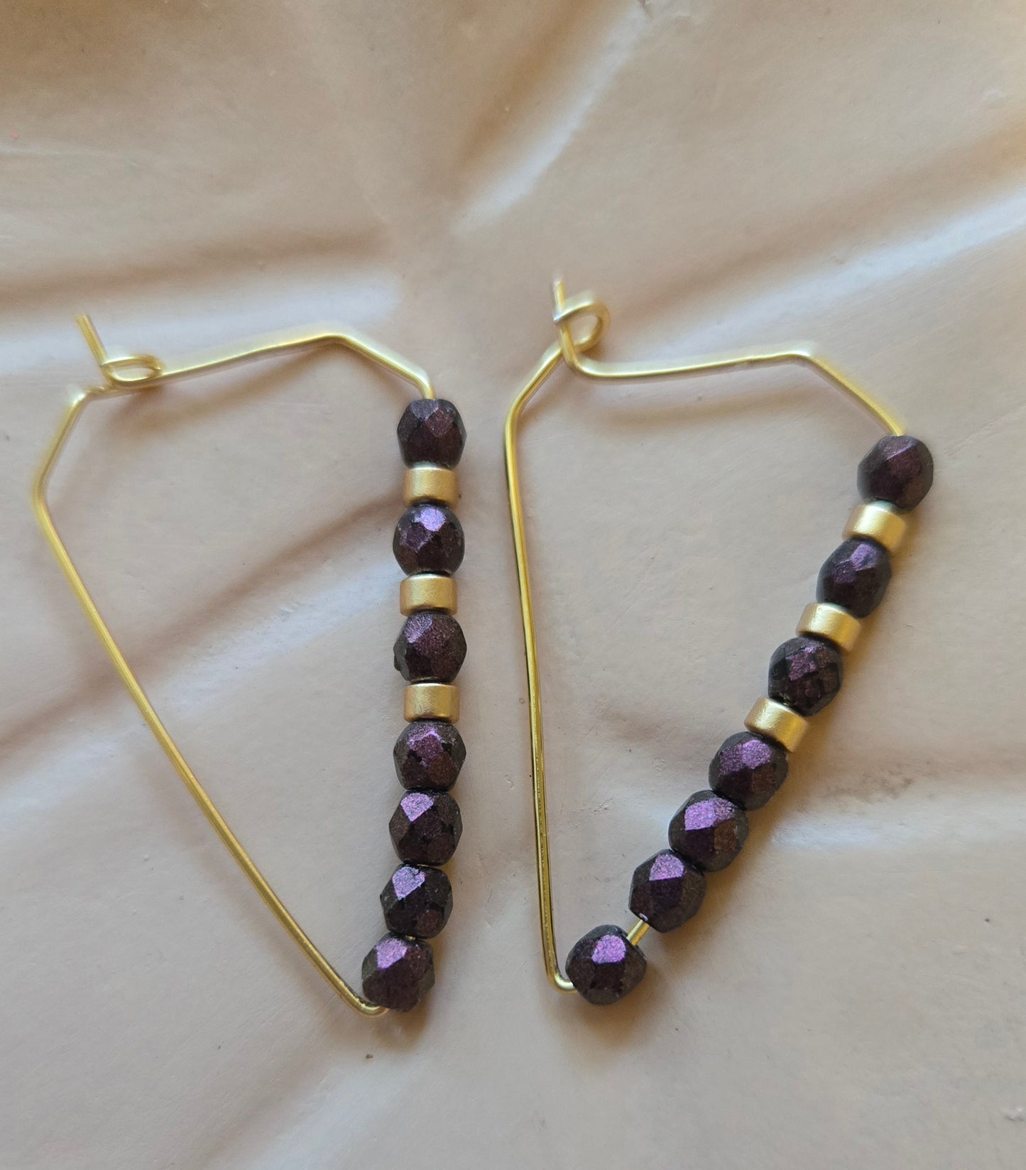 Diamond shaped threaders