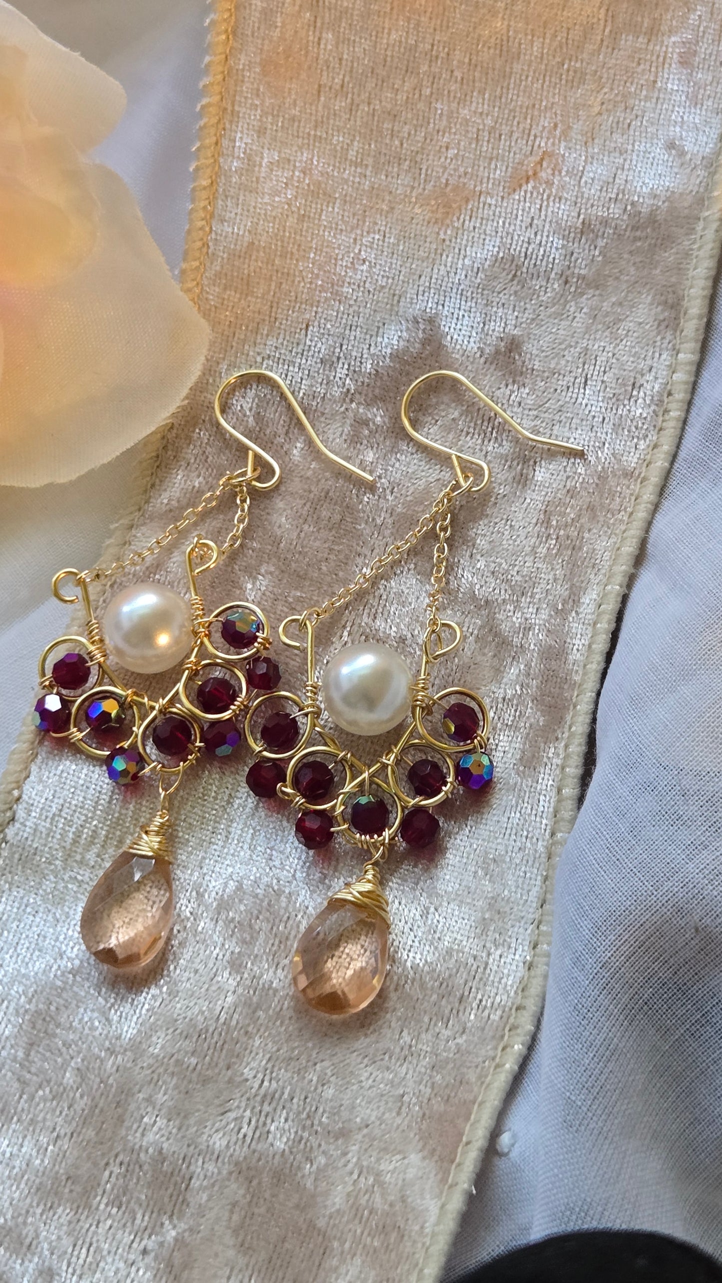 Pearl and morganite dangle earrings