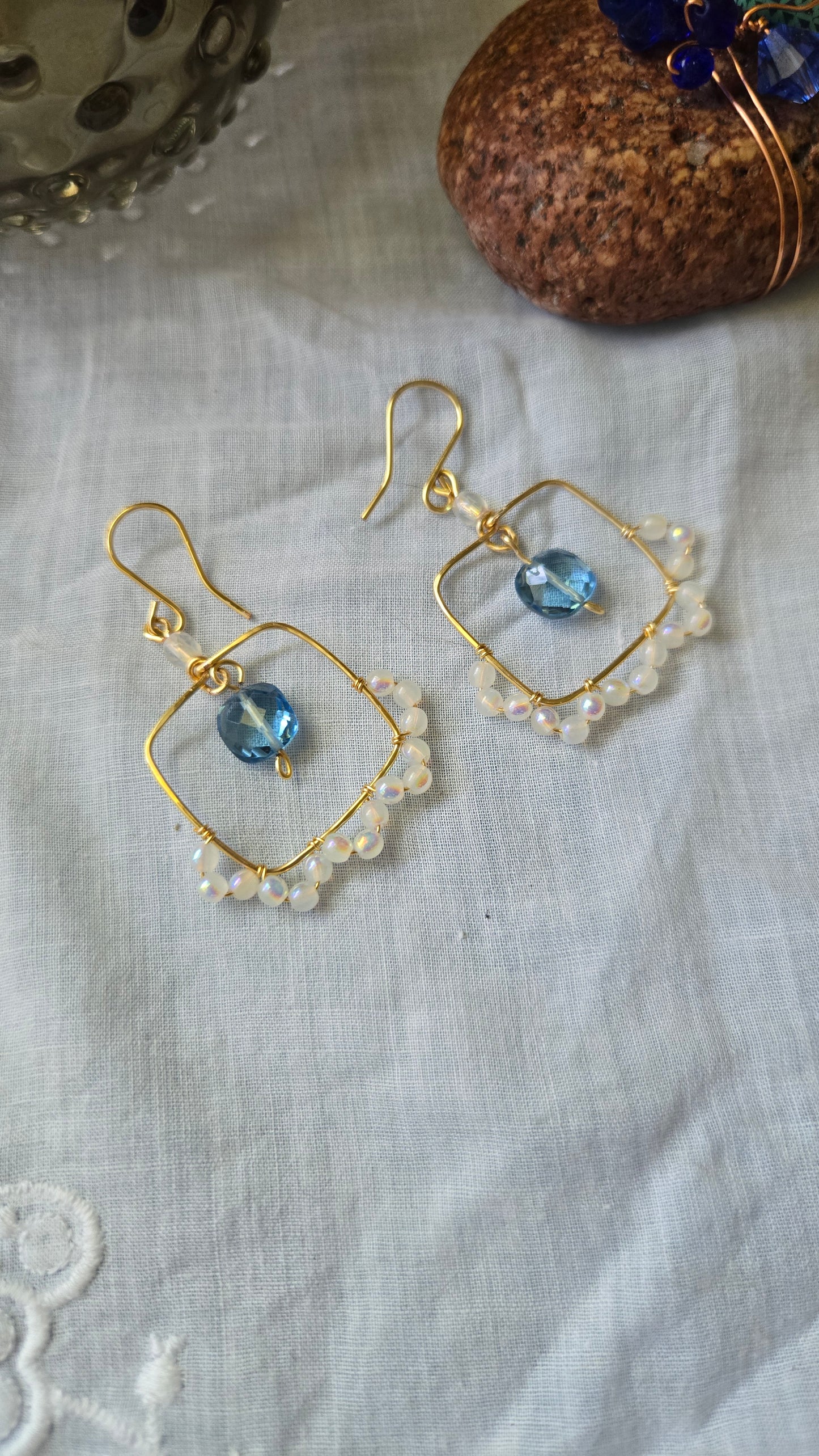 Pearl and topaz square dangle