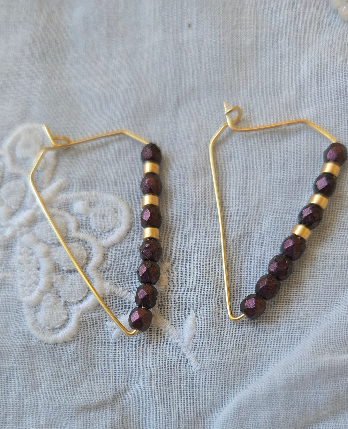 Diamond shaped threaders